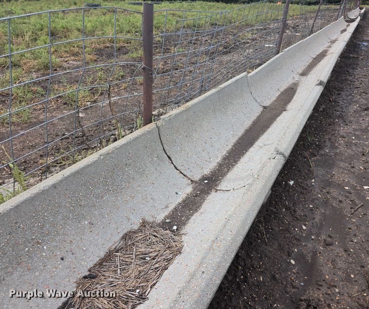 image for item DZ6334 Approximately 32 concrete feed bunks