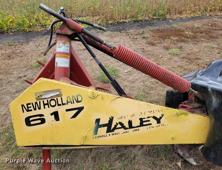 image for item DZ6576 New Holland 617 disc mower