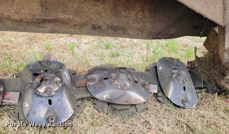 image for item DZ6576 New Holland 617 disc mower