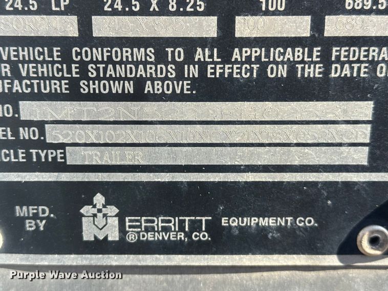 image for item DZ8981 2015 Merritt livestock trailer