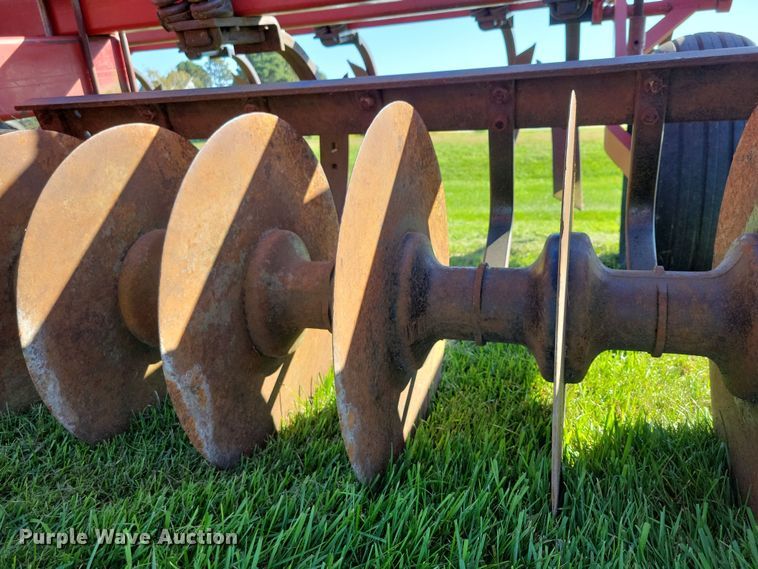 image for item EA2551 Case IH 6500 Conser-till disk ripper