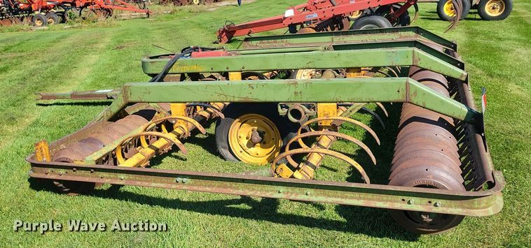 image for item EA2552 Kewanee cultipacker