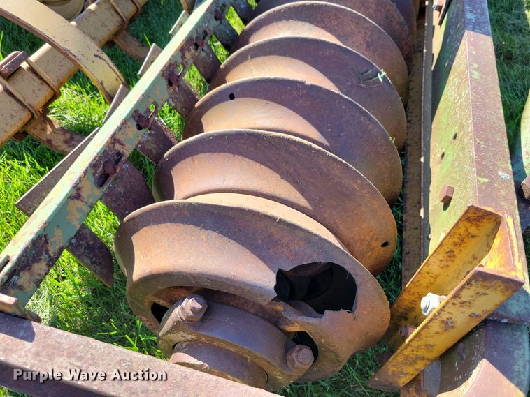 image for item EA2552 Kewanee cultipacker