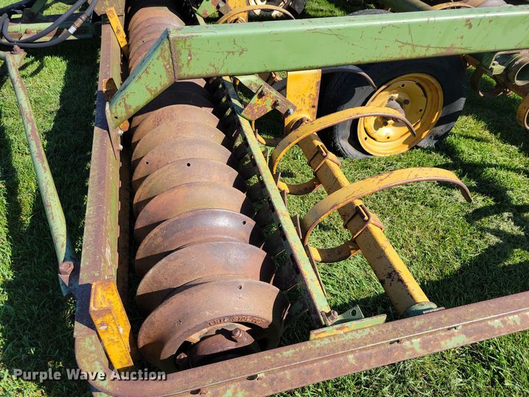 image for item EA2552 Kewanee cultipacker