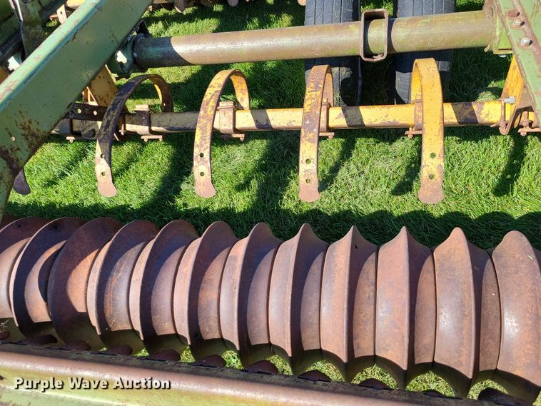 image for item EA2552 Kewanee cultipacker