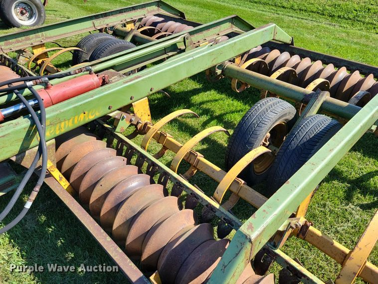 image for item EA2552 Kewanee cultipacker