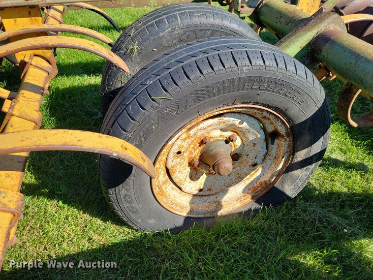 image for item EA2552 Kewanee cultipacker