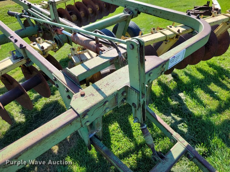 image for item EA2553 John Deere 210 double off-set disk