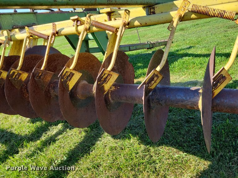image for item EA2553 John Deere 210 double off-set disk