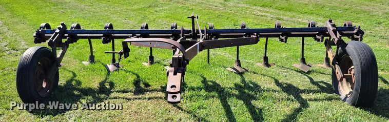 image for item EA2556 McCormick Deering field cultivator