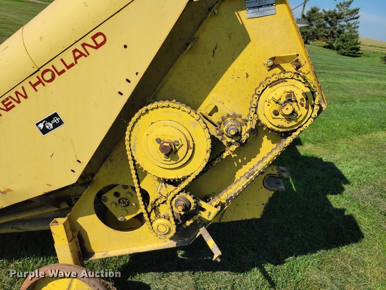 image for item EA2557 New Holland corn head