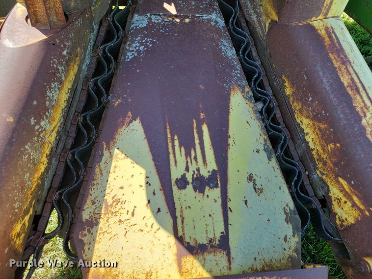 image for item EA2558 John Deere 3800 forage harvester