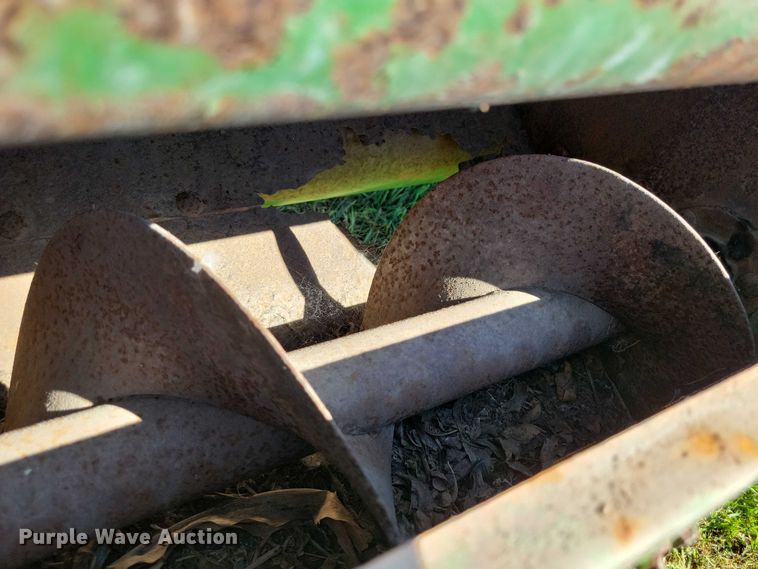 image for item EA2558 John Deere 3800 forage harvester