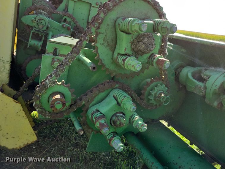 image for item EA2558 John Deere 3800 forage harvester