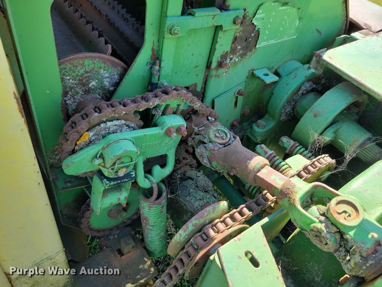 image for item EA2558 John Deere 3800 forage harvester