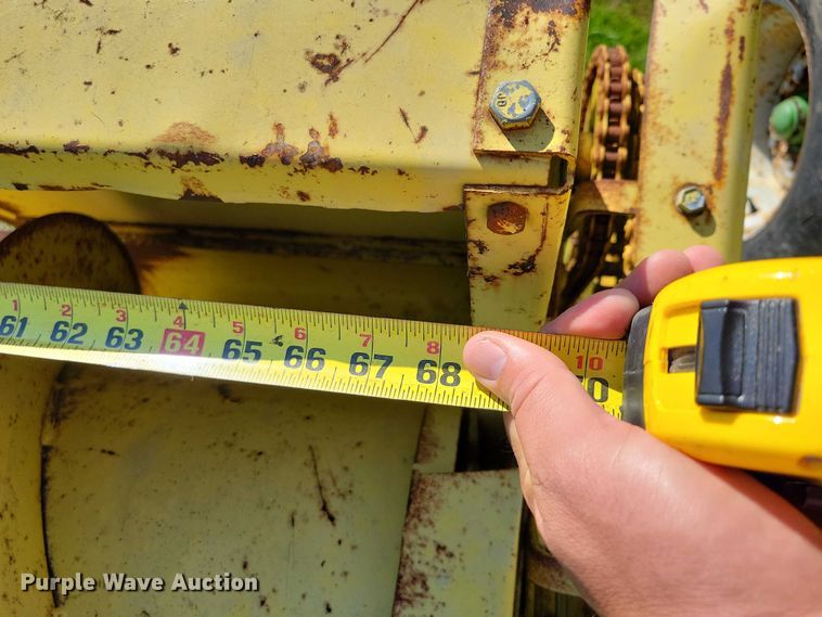 image for item EA2558 John Deere 3800 forage harvester