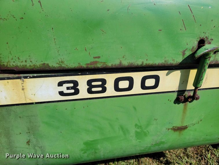 image for item EA2558 John Deere 3800 forage harvester