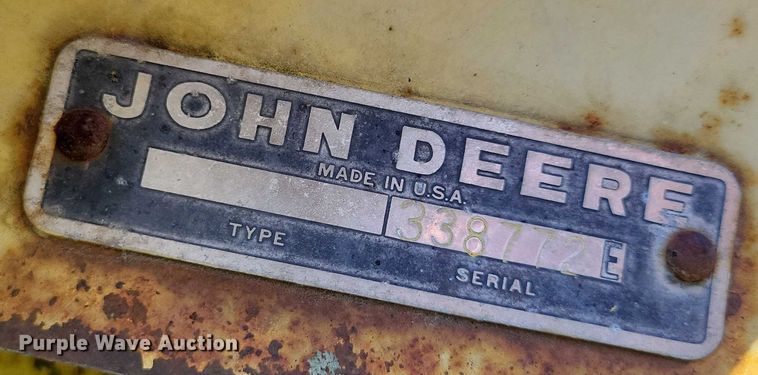 image for item EA2558 John Deere 3800 forage harvester