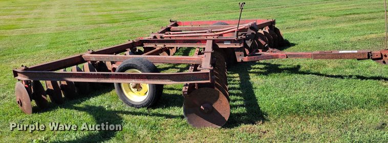 image for item EA2559 Massey Ferguson tandem disk