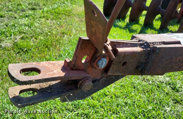 image for item EA2559 Massey Ferguson tandem disk