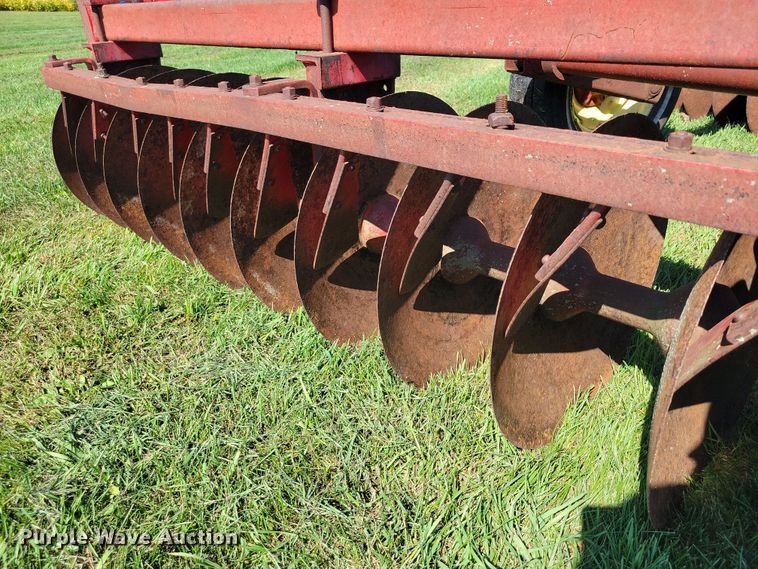 image for item EA2559 Massey Ferguson tandem disk
