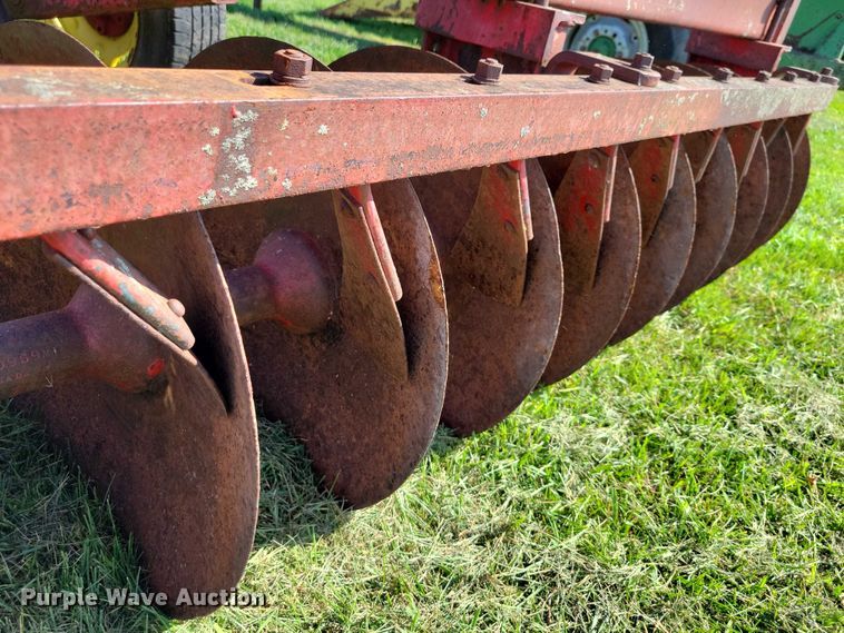 image for item EA2559 Massey Ferguson tandem disk