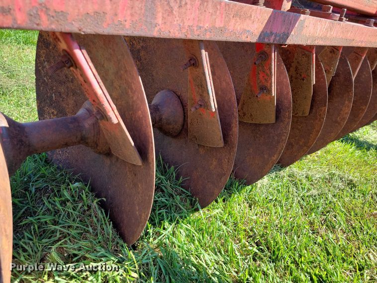 image for item EA2559 Massey Ferguson tandem disk