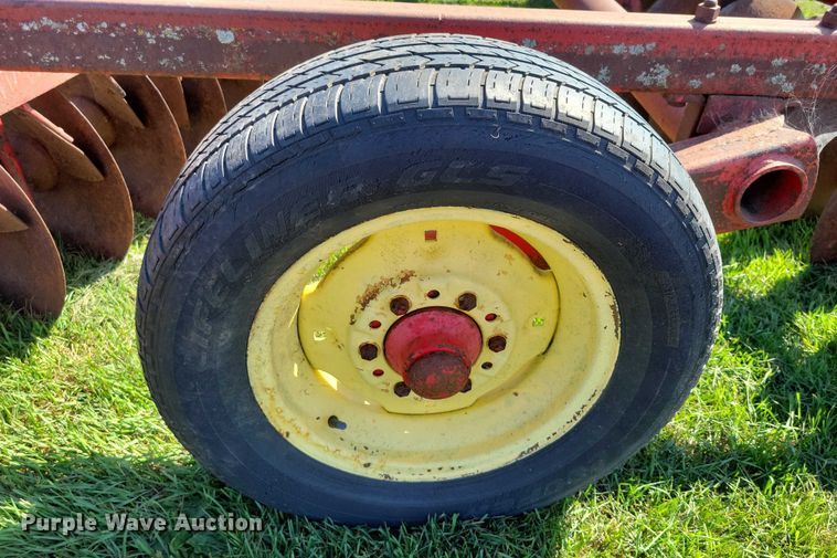 image for item EA2559 Massey Ferguson tandem disk