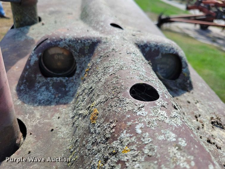 image for item EA2562 Farmall H tractor