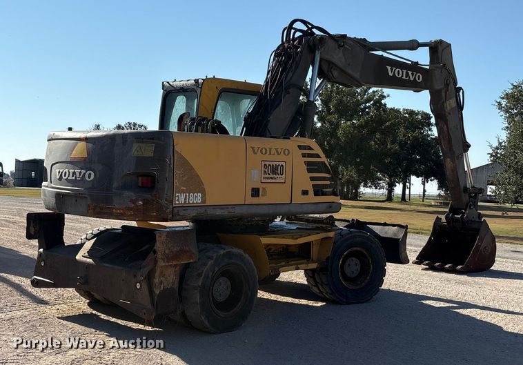 image for item EA7511 2005 Volvo EW180B wheeled excavator