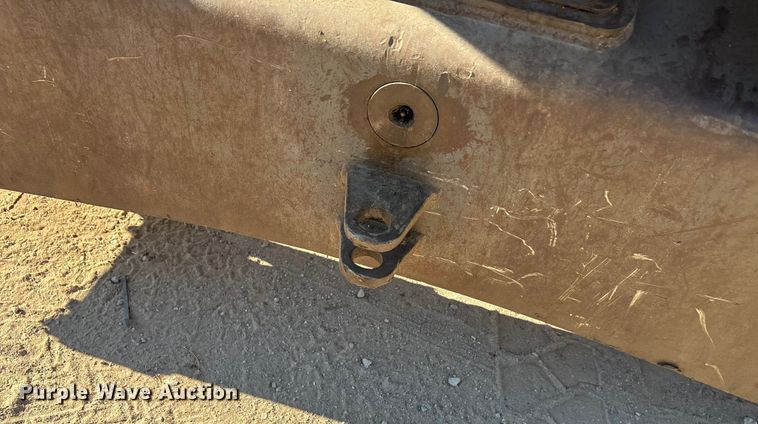 image for item EA7511 2005 Volvo EW180B wheeled excavator