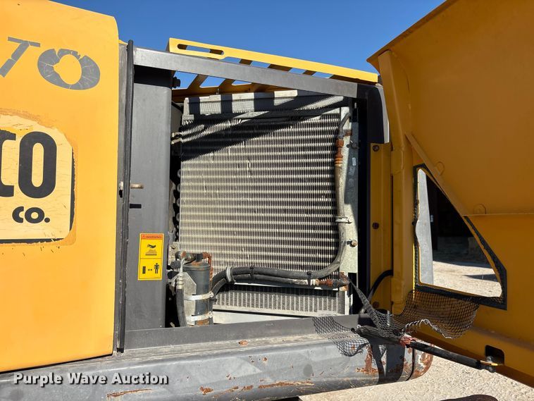 image for item EA7511 2005 Volvo EW180B wheeled excavator