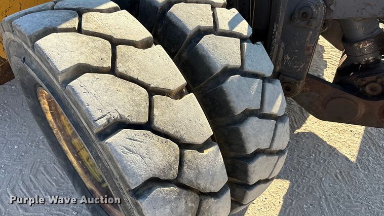 image for item EA7511 2005 Volvo EW180B wheeled excavator