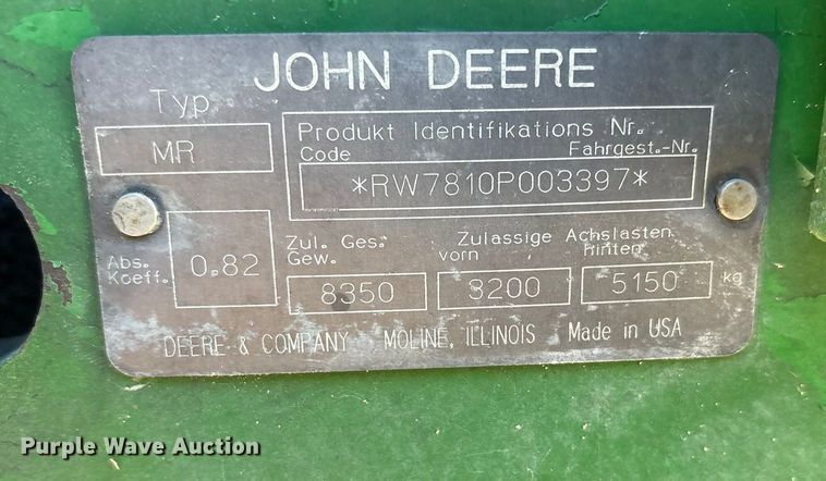 image for item EA7512 1997 John Deere 7810 MFWD tractor