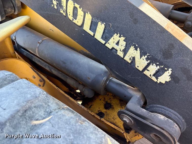 image for item EA7513 2008 New Holland W170B wheel loader