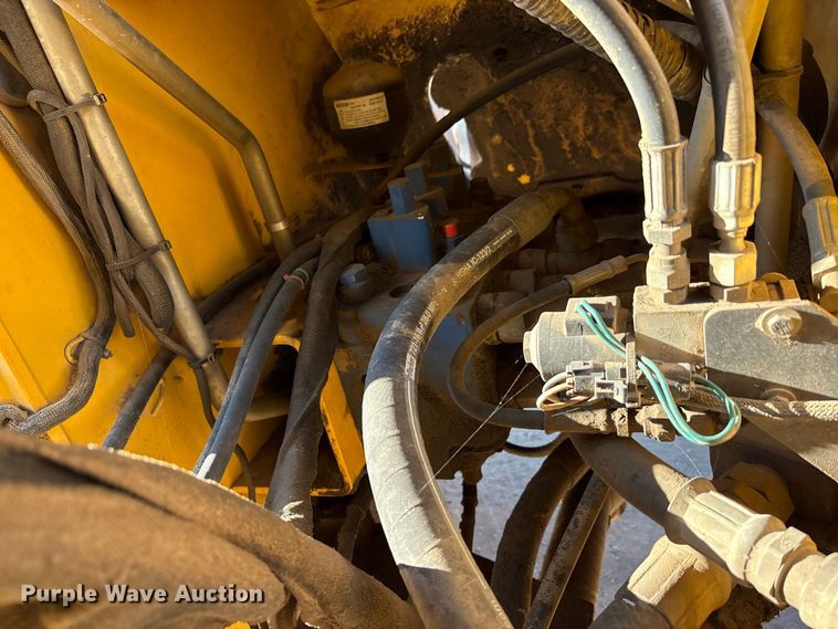 image for item EA7513 2008 New Holland W170B wheel loader