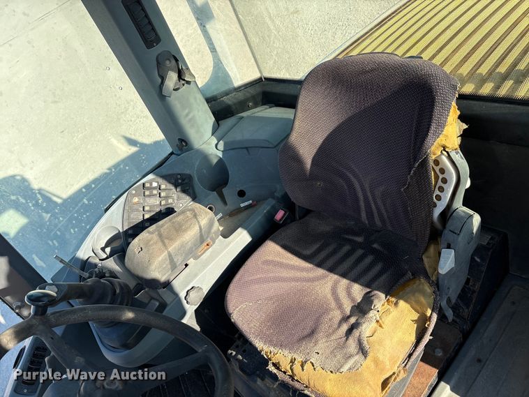 image for item EA7513 2008 New Holland W170B wheel loader