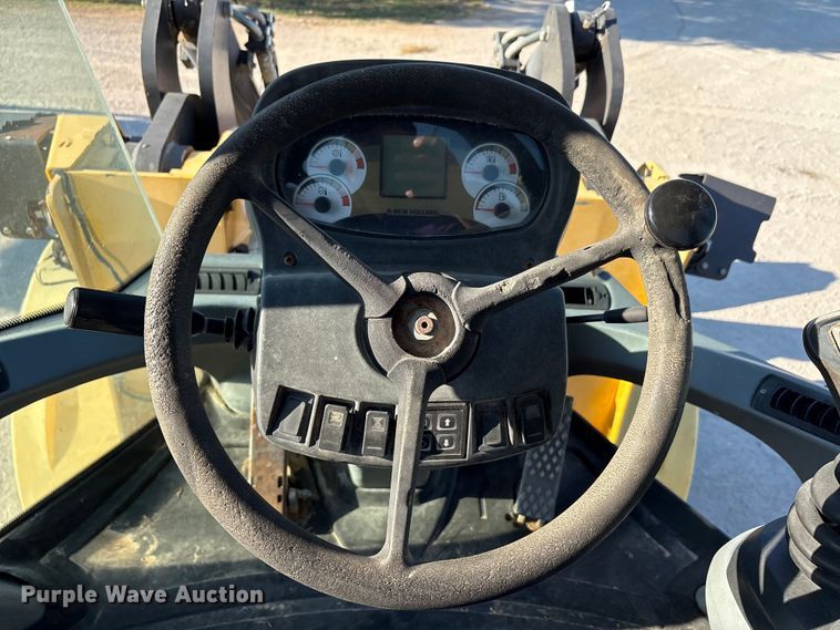 image for item EA7513 2008 New Holland W170B wheel loader