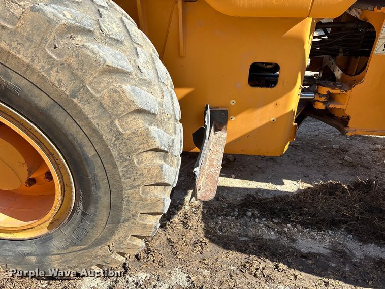 image for item EA7515 2012 Hyundai HL740-9 wheel loader