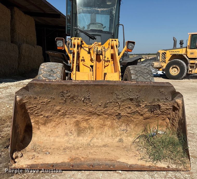 image for item EA7515 2012 Hyundai HL740-9 wheel loader