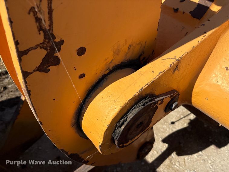 image for item EA7515 2012 Hyundai HL740-9 wheel loader