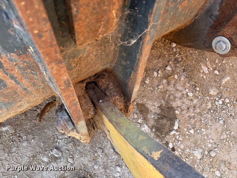 image for item EA7515 2012 Hyundai HL740-9 wheel loader