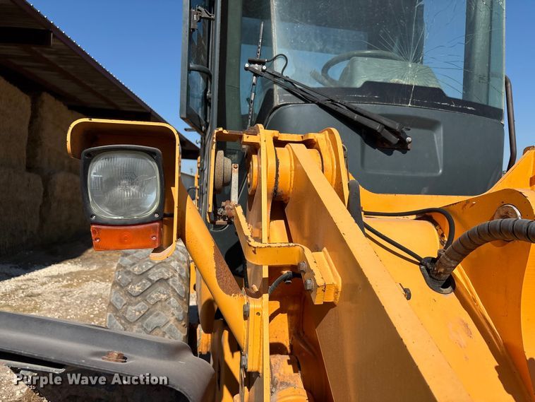 image for item EA7515 2012 Hyundai HL740-9 wheel loader