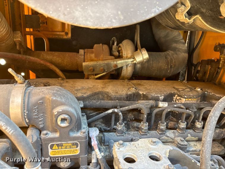 image for item EA7515 2012 Hyundai HL740-9 wheel loader