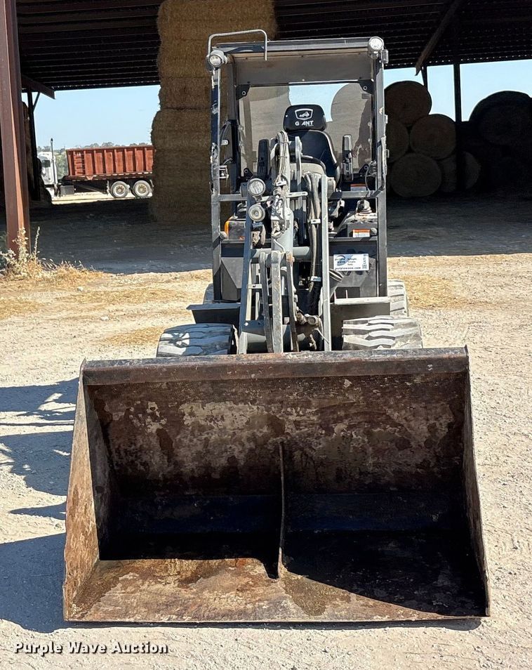 image for item EA7516 2021 Giant G2500HD compact wheel loader