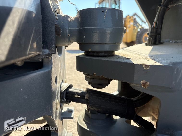 image for item EA7516 2021 Giant G2500HD compact wheel loader