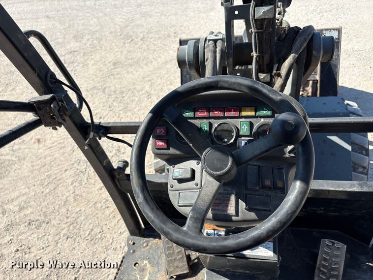 image for item EA7516 2021 Giant G2500HD compact wheel loader