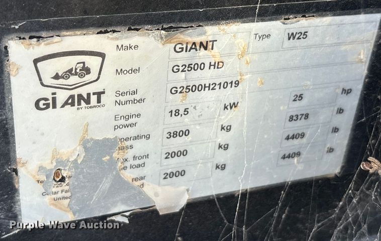 image for item EA7516 2021 Giant G2500HD compact wheel loader