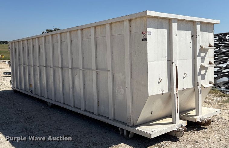 image for item EA7518 Roll-off dumpster