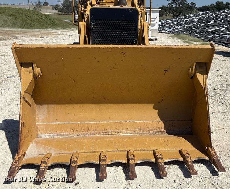 image for item EA7519 1996 Fiat-Allis FL145 track loader